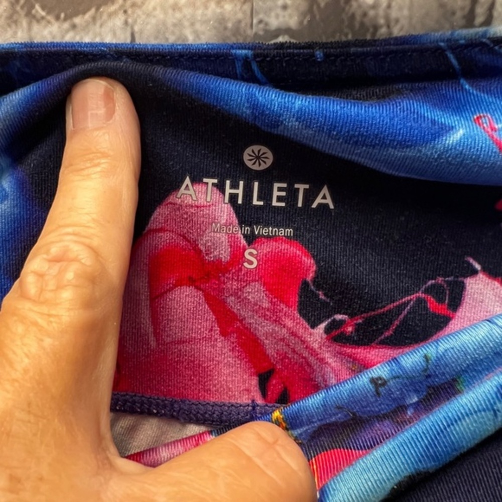 Athleta - Picture 5 of 9